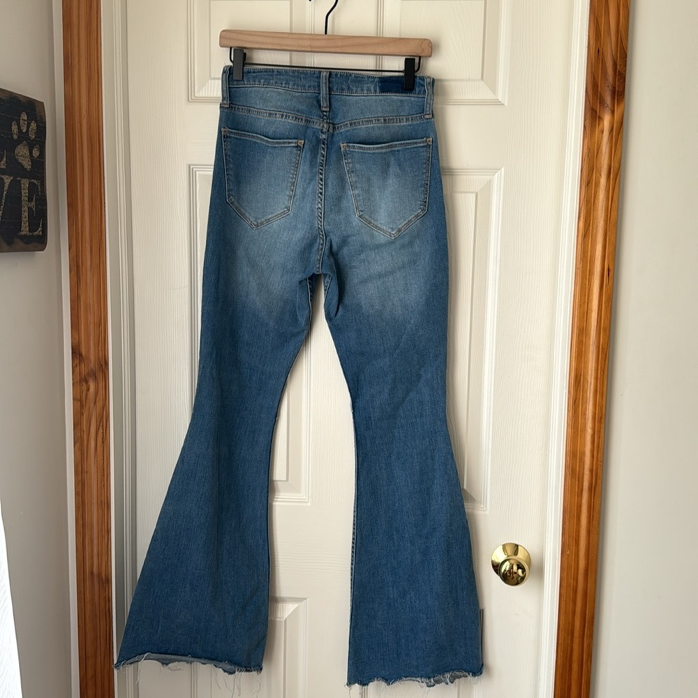 NWOT Hollister Women’s Jeans California High Rise Flare Soft Stretch size 9 - Picture 7 of 11
